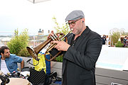 DJ & Live Künstler Florian Sagner mit coolen Live-Performances auf seiner Trompete und den Kongas @ Sparking Night auf "The Terrace", der Dachterrasse des Mandarin Oriental, Munich (©Foto: Martin Schmitz)